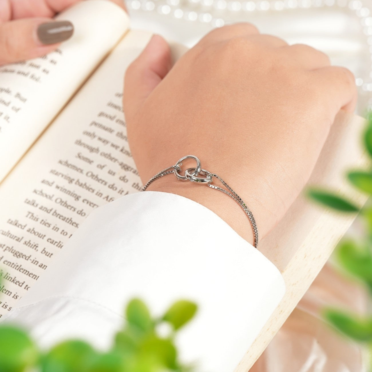 Double Loops Bracelet