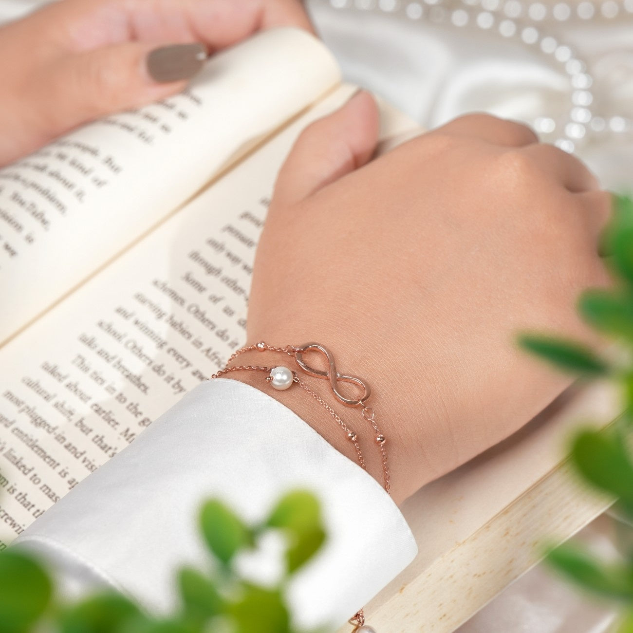 Infinity Pearl Rose Gold Bracelet